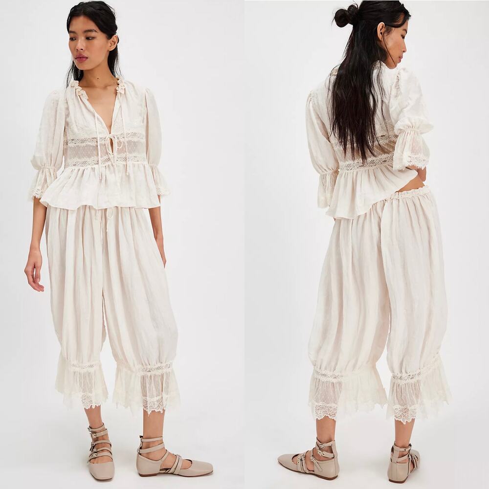 NWT Free People Forever Young Bloomer Pants in White Alyssum Size Medium